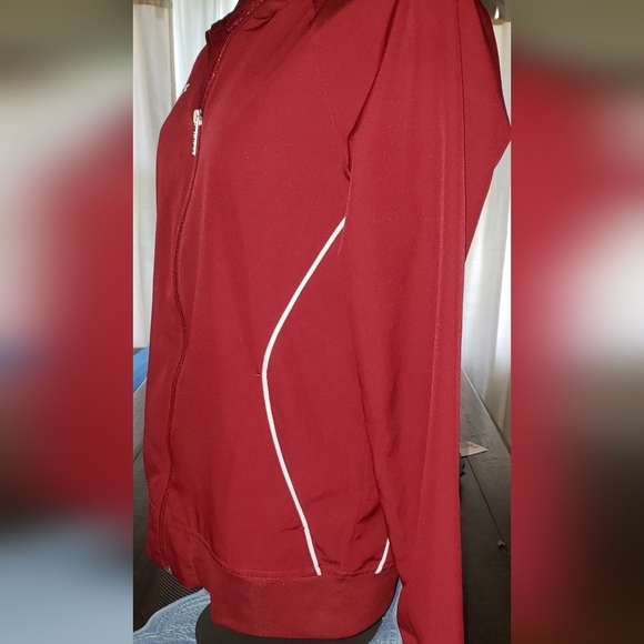 Under Armour nylon zip front jacket - Picture 2 of 9